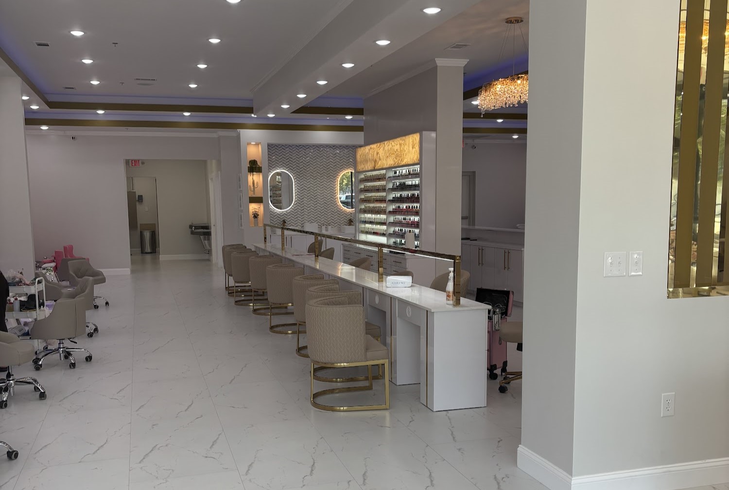 Luxia Nail Spa Mount Pleasant interior