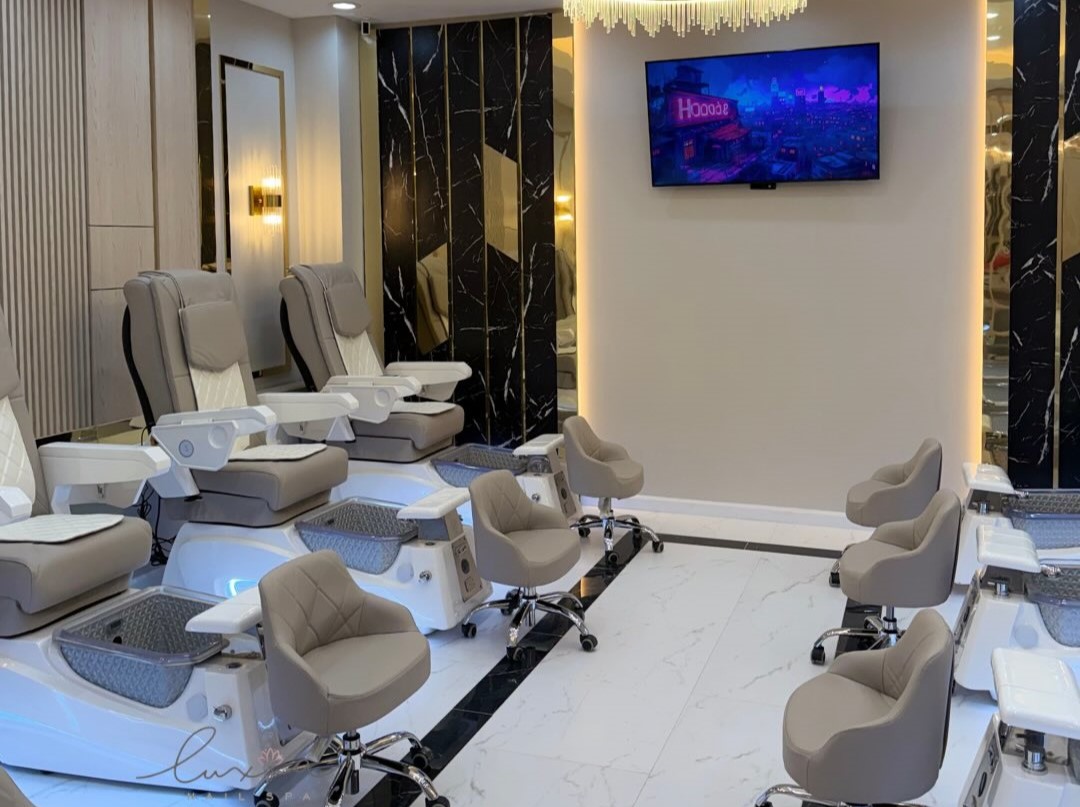 Luxia Nail Spa North Charleston interior